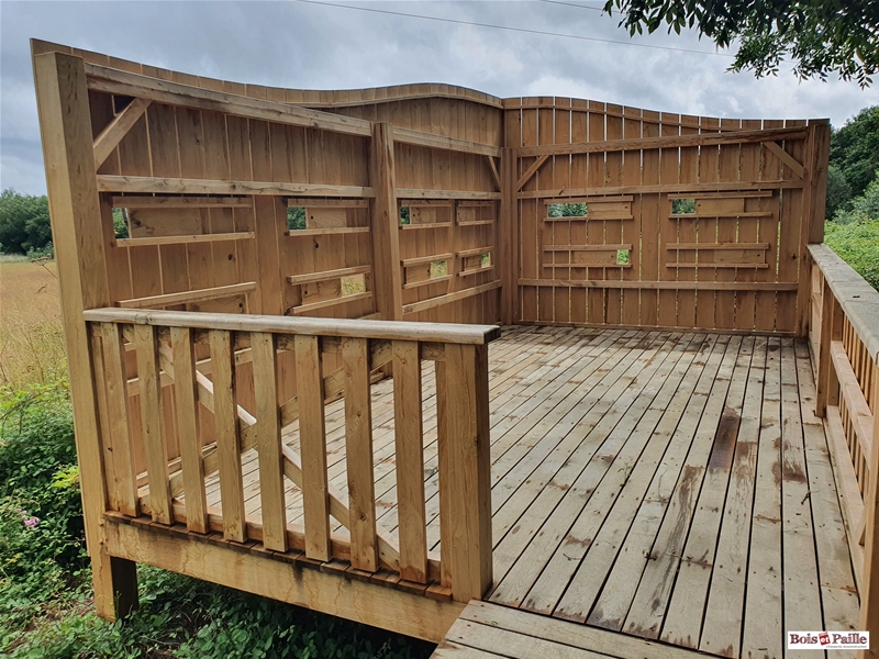 Réalisation d'un observatoire pour la réserve naturel des Antonins à St Marc La Lande (79)